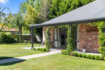 2 Raymond Orr Meadows, Rangiora