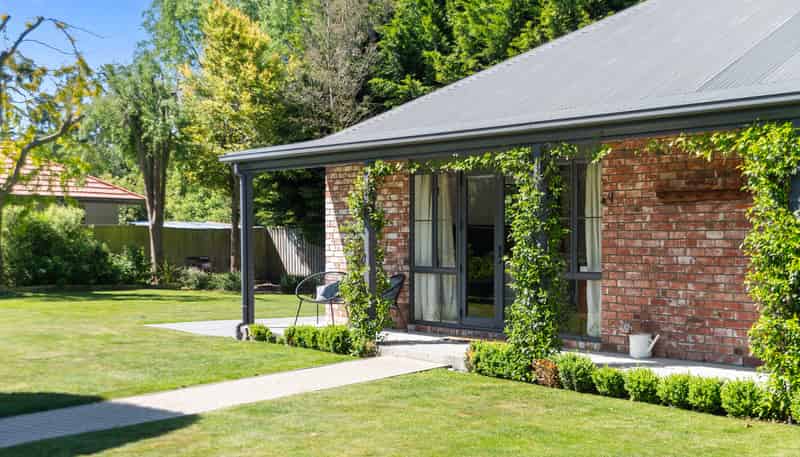 2 Raymond Orr Meadows, Rangiora