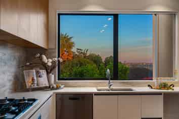 6D Tiroroa Avenue, Te Atatu South