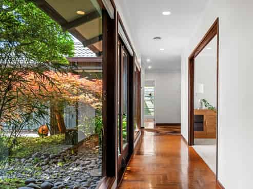 10 Marine Terrace, Bayswater