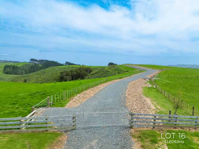  Lots 15 and 16, 36 Munros Road, Clevedon