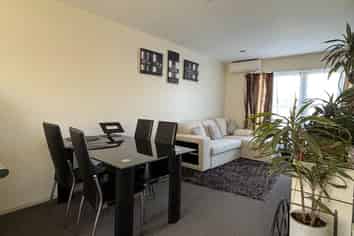 8/29 Rossmay Terrace, Kingsland