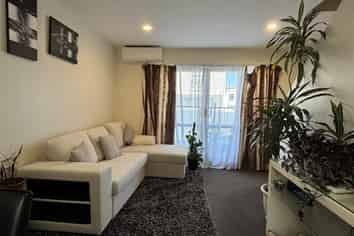 8/29 Rossmay Terrace, Kingsland