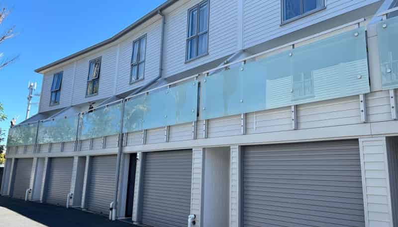 8/29 Rossmay Terrace, Kingsland