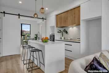 8F  Delemere Place, Glen Innes