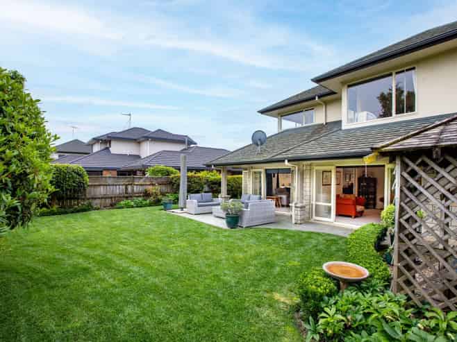 15 Keswick Crescent, Huntington