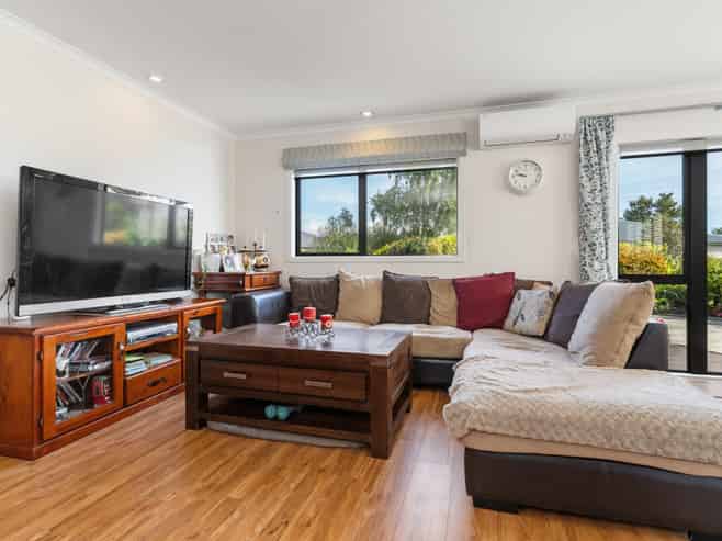 5 Camellia Lane, Carterton