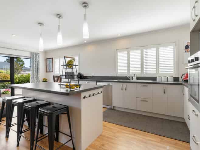 5 Camellia Lane, Carterton