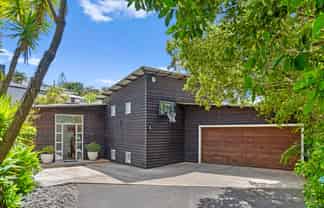 8 Zion Road, Birkenhead