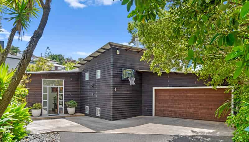 8 Zion Road, Birkenhead