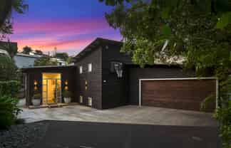 8 Zion Road, Birkenhead