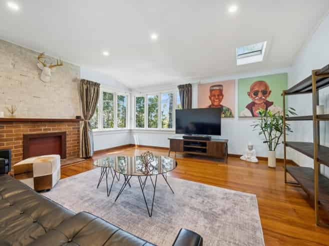 8 Arama Avenue, Titirangi