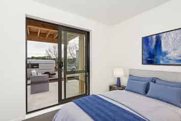 31 Falcon Crescent, Hobsonville