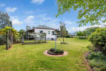 1944 State Highway 63, Wairau Valley