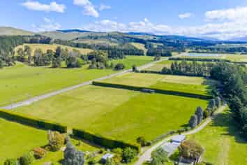 1944 State Highway 63, Wairau Valley