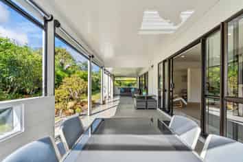 16 Dey Street, Mangawhai Heads