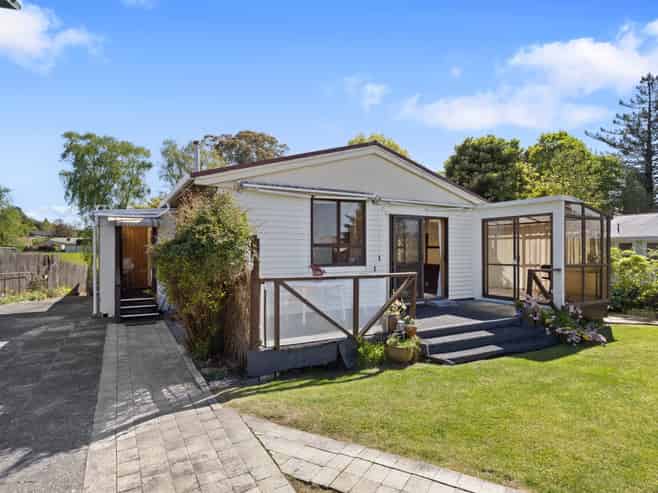 93 Saint Andrews Drive, Tokoroa