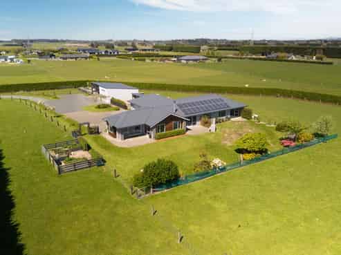 135 Millwood Glen, Mill Road