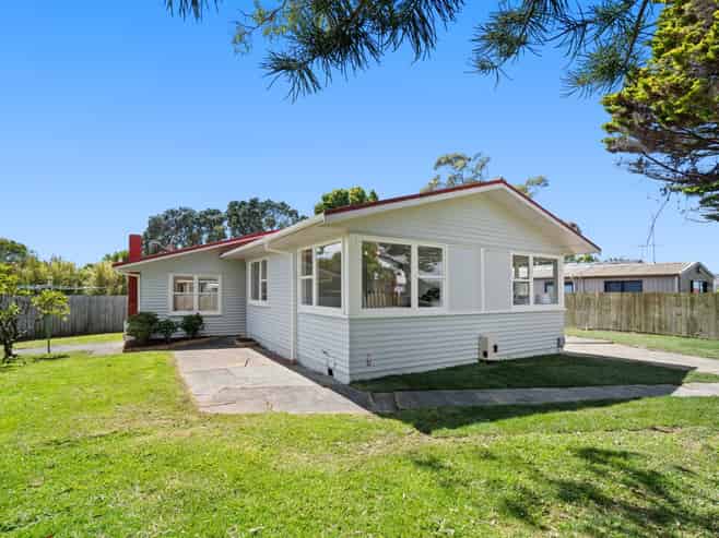 5 Totaravale Drive, Totara Vale