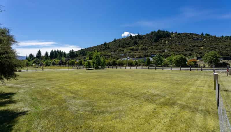 2 Mount Linton Avenue, Wanaka