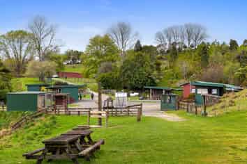 Marshall Animal Park – Established Business
