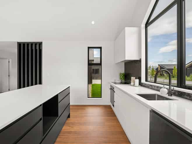 8 Tussock Way, Cromwell