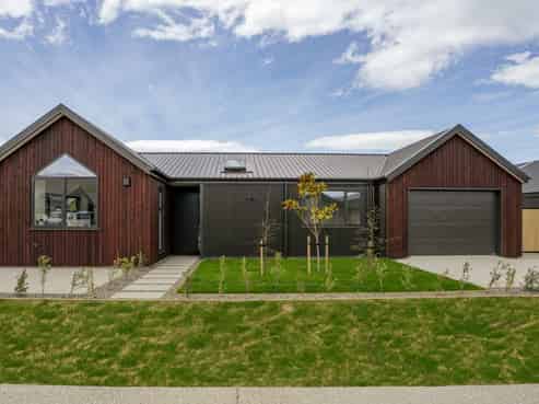 8 Tussock Way, Cromwell