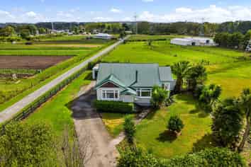 17 Trotting Course Drive, Kumeu