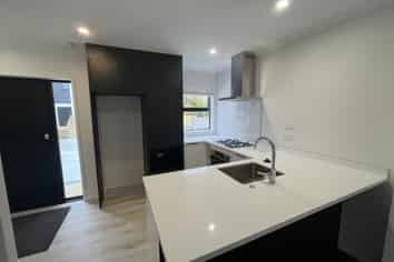 1/8 Ngaere Avenue, Chartwell