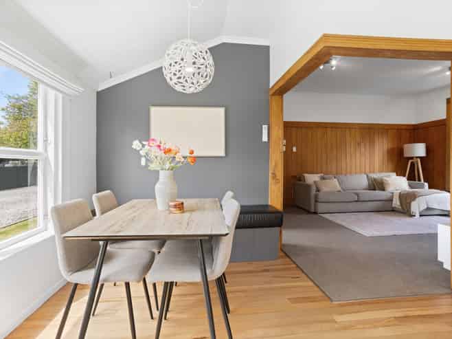 37 Dillons Point Road, Islington