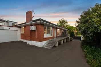 2/256A Blockhouse Bay Road, Avondale