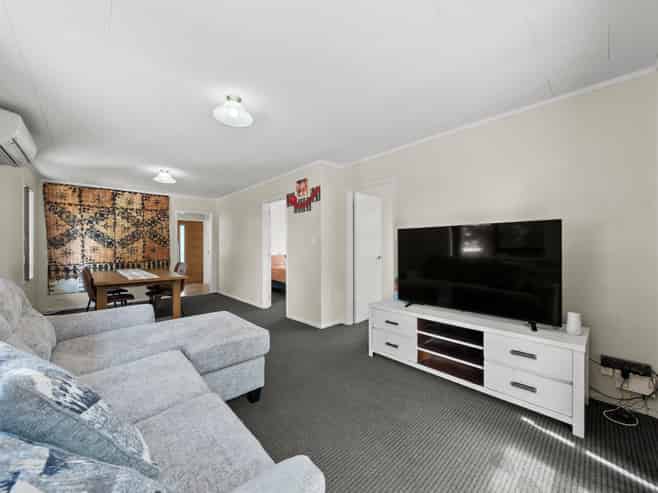 2/150 Favona Road, Favona