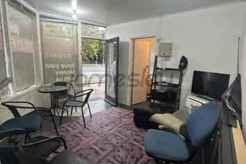 Manurewa Retail / Office Space For Lease