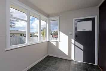 712A Wavell Street, Akina