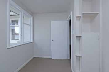 712A Wavell Street, Akina