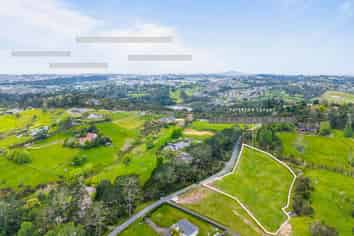 15 Elmore Road, Paremoremo