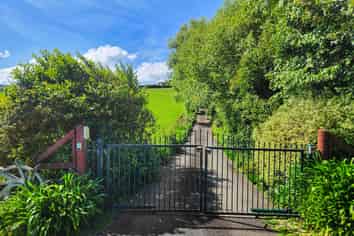 251 Brookby Road, Brookby