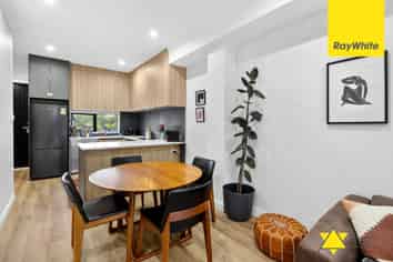 13 Parkwood Avenue, Westgate