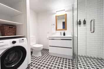 28 Cathedral Square, Christchurch Central