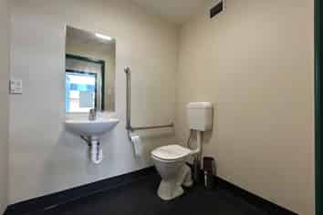 Inner City Workshop / Trade Retail