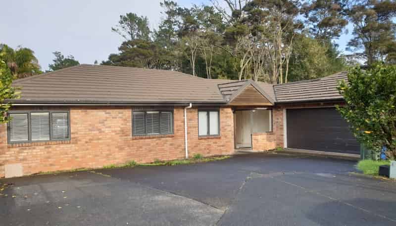 28 Lomas Way , Albany