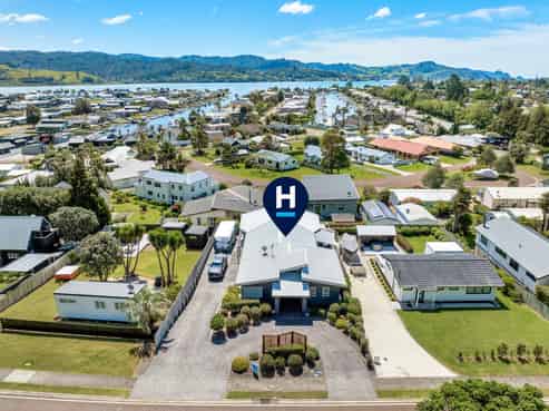 1129 Hikuai Settlement Road, Pauanui