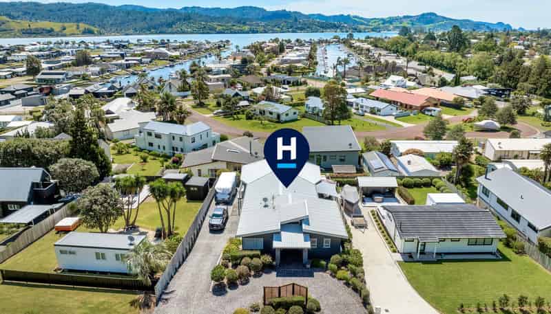 1129 Hikuai Settlement Road, Pauanui
