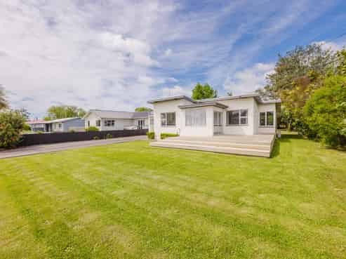 36 Francis Drake Street, Waipukurau and Surrounds