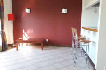 19 Chivalry Road, Glenfield