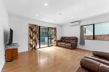 103A Hillsborough Road, Hillsborough