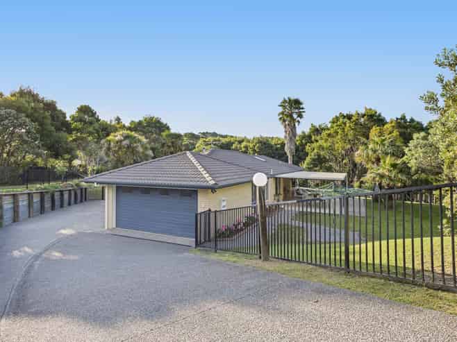 150 Oyster Point Road, Kaukapakapa