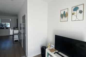 9/22 James Laurie Street, Henderson