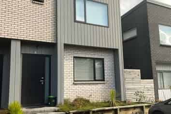 9/22 James Laurie Street, Henderson