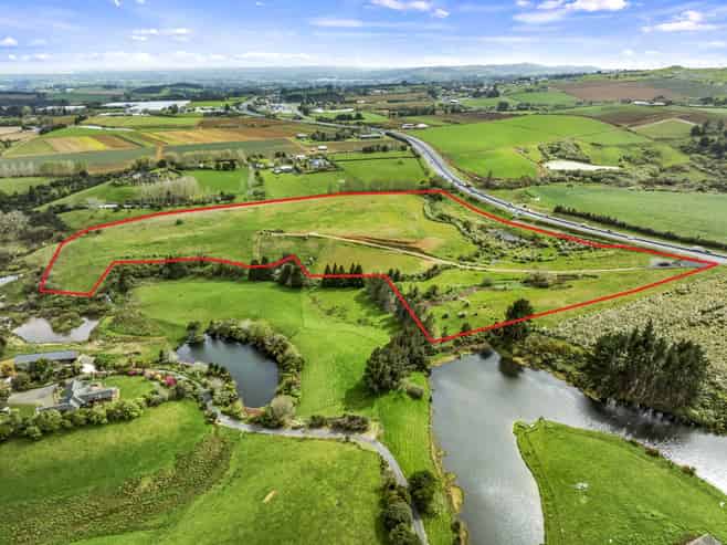 Auckland gateway landmark – 9ha